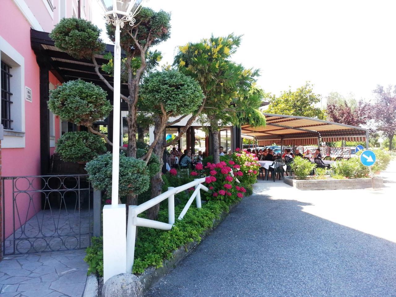Dogana Vecchia - Hotel & Residence B&B Ristorante & Pizzeria 트리비냐노 우디네세 외부 사진